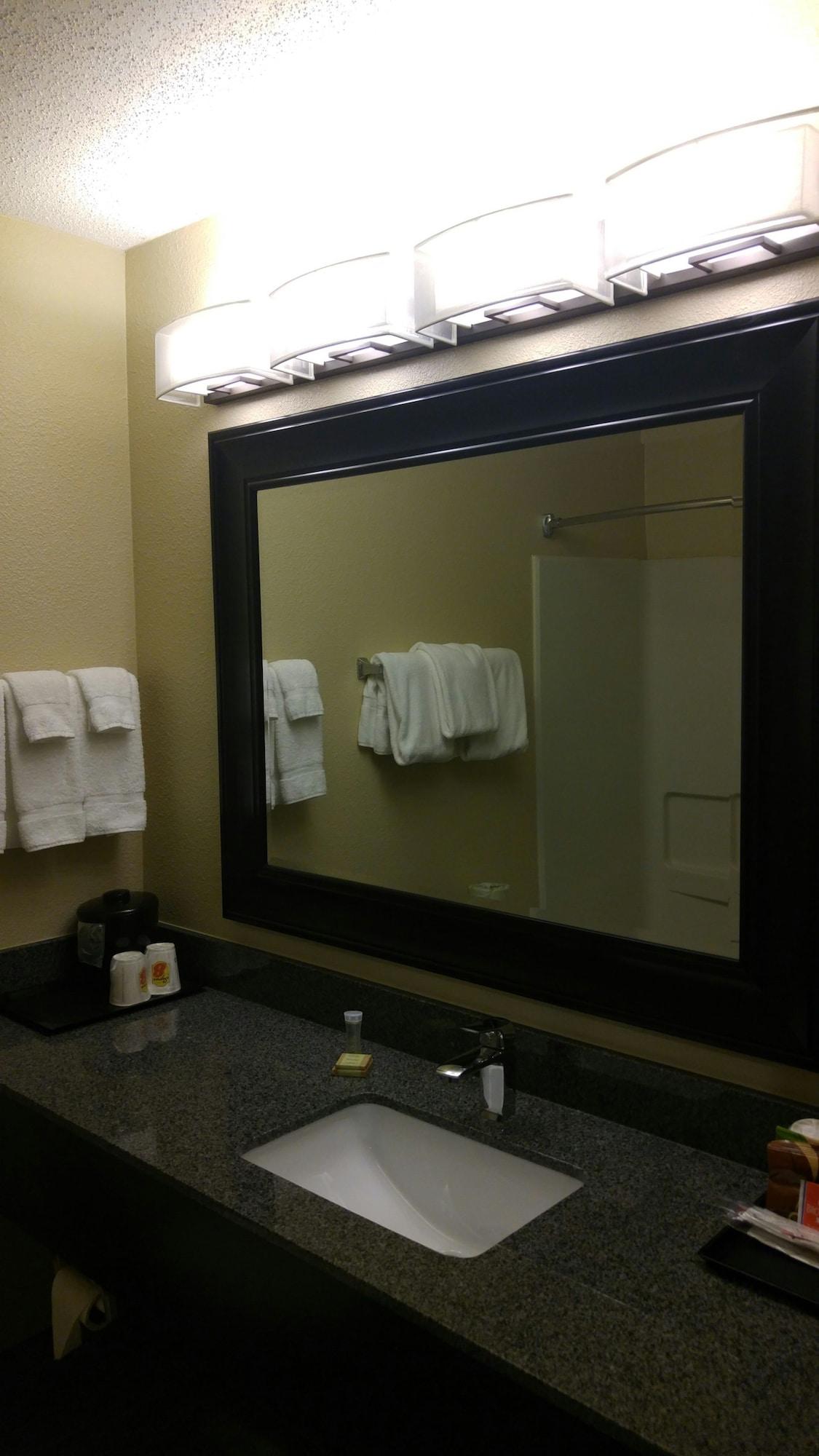 Super 8 By Wyndham Copley Akron Ngoại thất bức ảnh