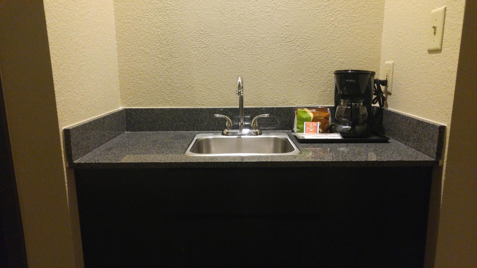 Super 8 By Wyndham Copley Akron Ngoại thất bức ảnh