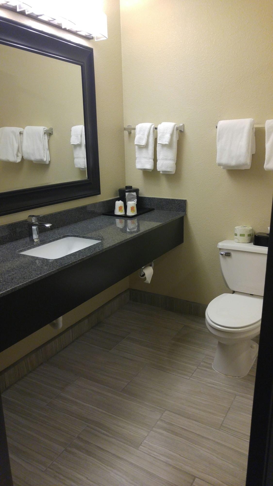 Super 8 By Wyndham Copley Akron Ngoại thất bức ảnh